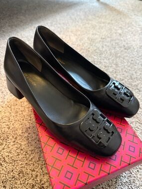Tory Burch Georgia Black Leather Logo Square-Toe Flats